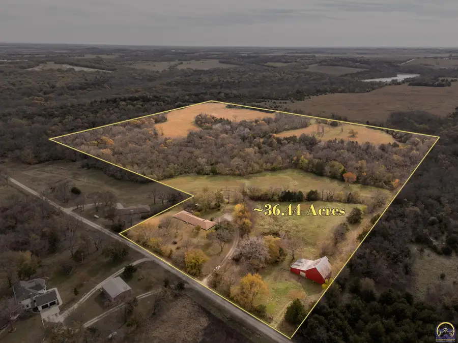 5055 W 117th St, Carbondale, KS 66414 - Image #2