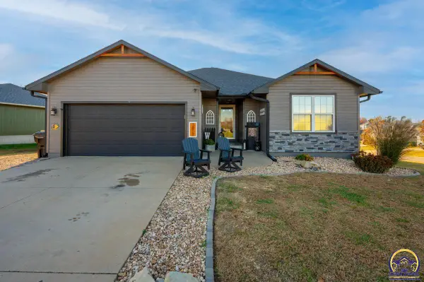 3817 NW Cherry Creek Dr, Topeka, KS 66618