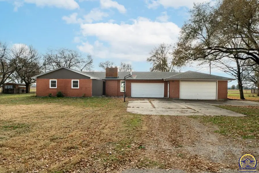 7421 NW Kiro Ct, Silver Lake, KS 66539 - Image #2