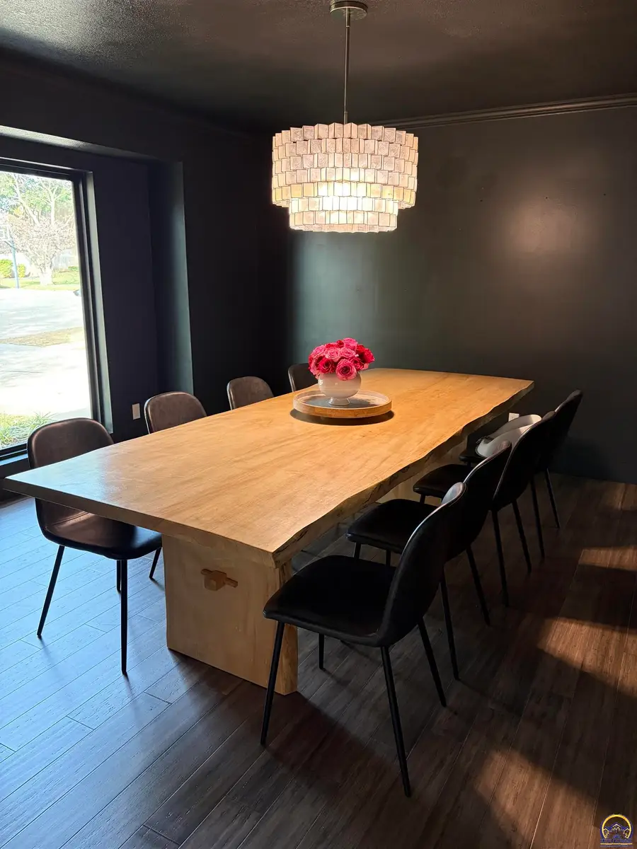 3502 SW Stonybrook Dr, Topeka, KS 66614 - Image #3