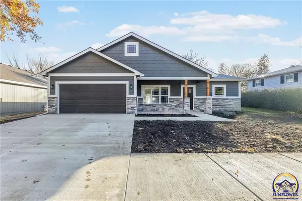 1025 S Olive St, Ottawa, KS 66067