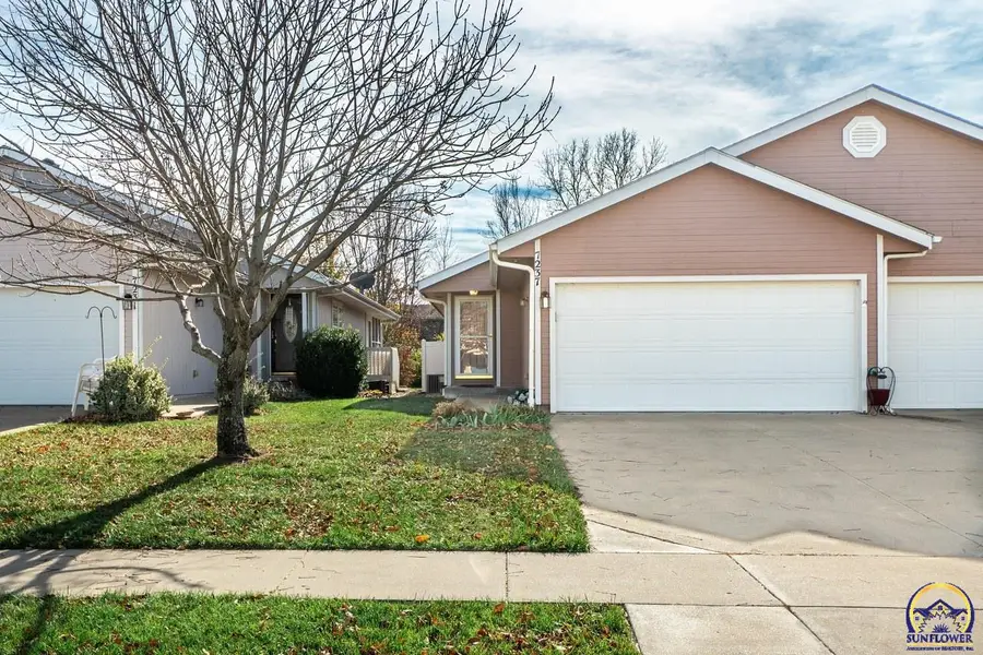 7237 SW 23rd Ct, Topeka, KS 66614 - Image #2