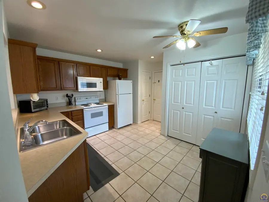 5312 SW 23rd St, Topeka, KS 66614 - Image #3