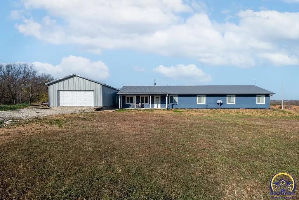 11850 R5 Ln, Hoyt, KS 66440 - Image #1