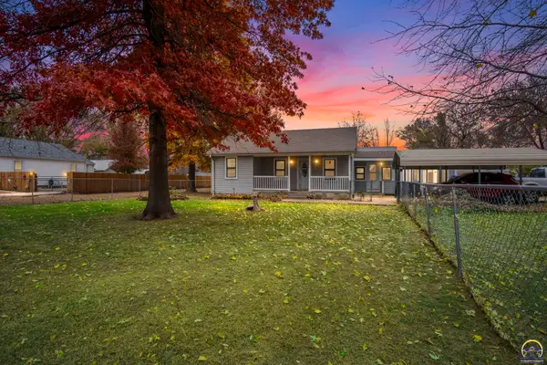 306 NE Lyman Rd, Topeka, KS 66608