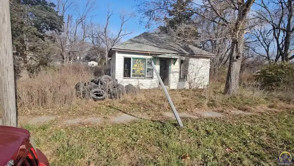 206 E 7th St #000 E 7th St, Admire, KS 66830