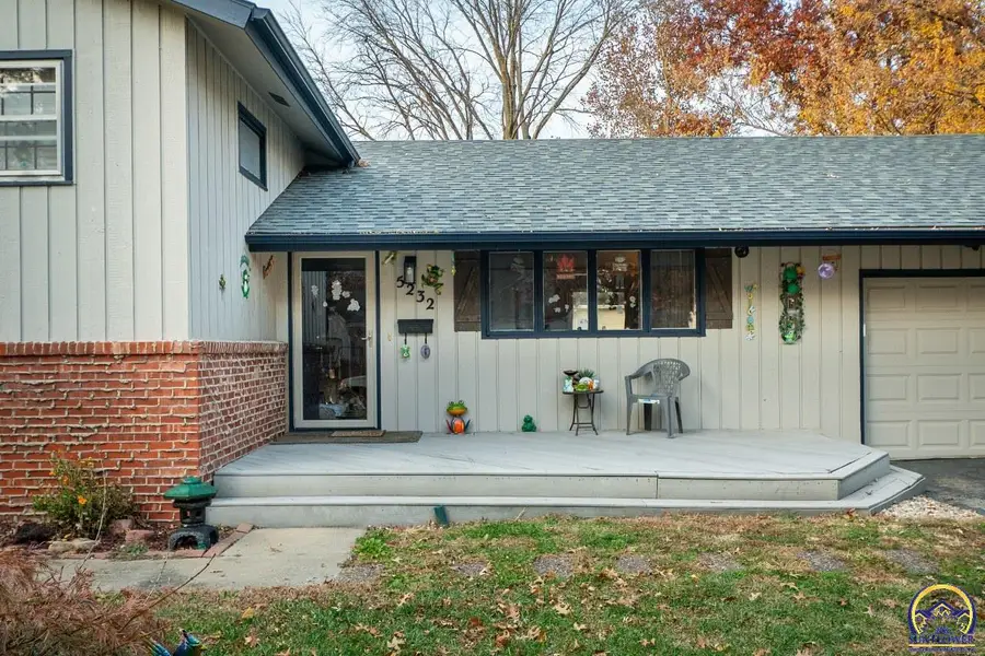 5232 SW Belle Ter, Topeka, KS 66604 - Image #3