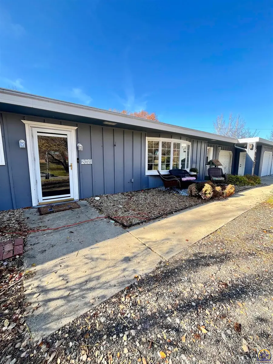2021 Morningside Dr, Emporia, KS 66801 - Image #2