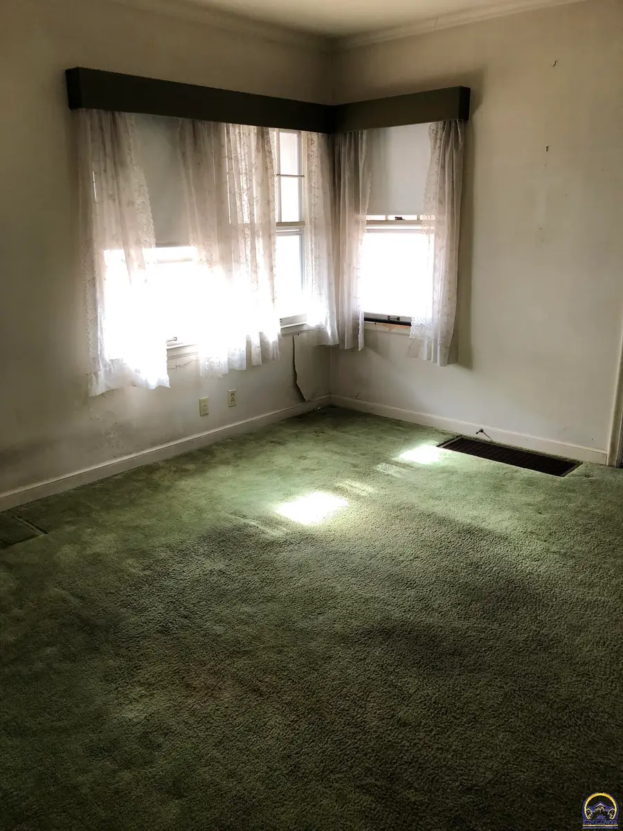 2024 Stone Ave, Topeka, KS 66604 - Image #3