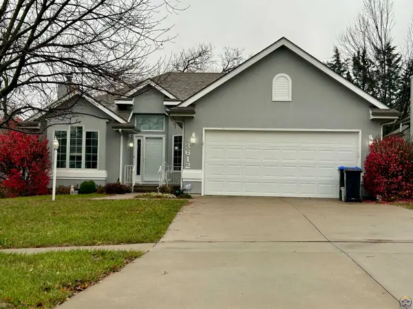 3612 SW Ashworth Ct, Topeka, KS 66614