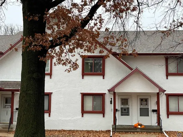 2004 Greenbriar Dr, Emporia, KS 66801