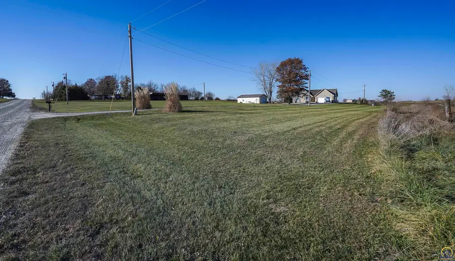 15088 222nd Rd, Holton, KS 66436 - Image #2