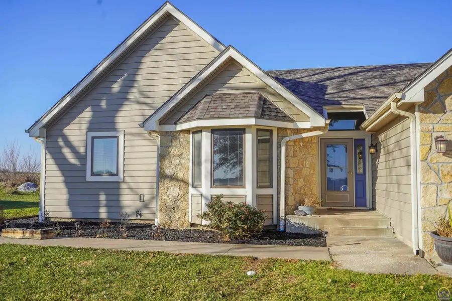 15088 222nd Rd, Holton, KS 66436 - Image #3