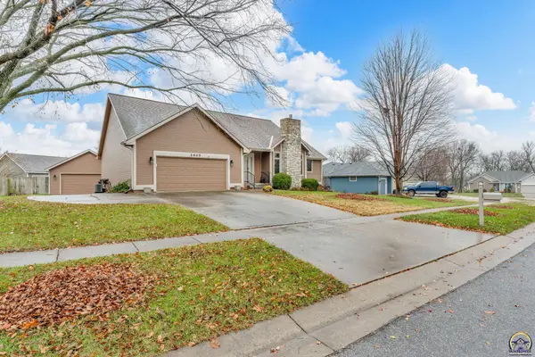 2405 SE Saturn Dr, Topeka, KS 66605