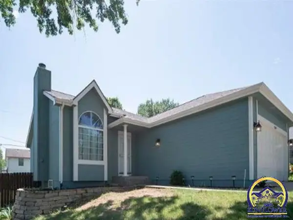 5619 SW 35th St, Topeka, KS 66614