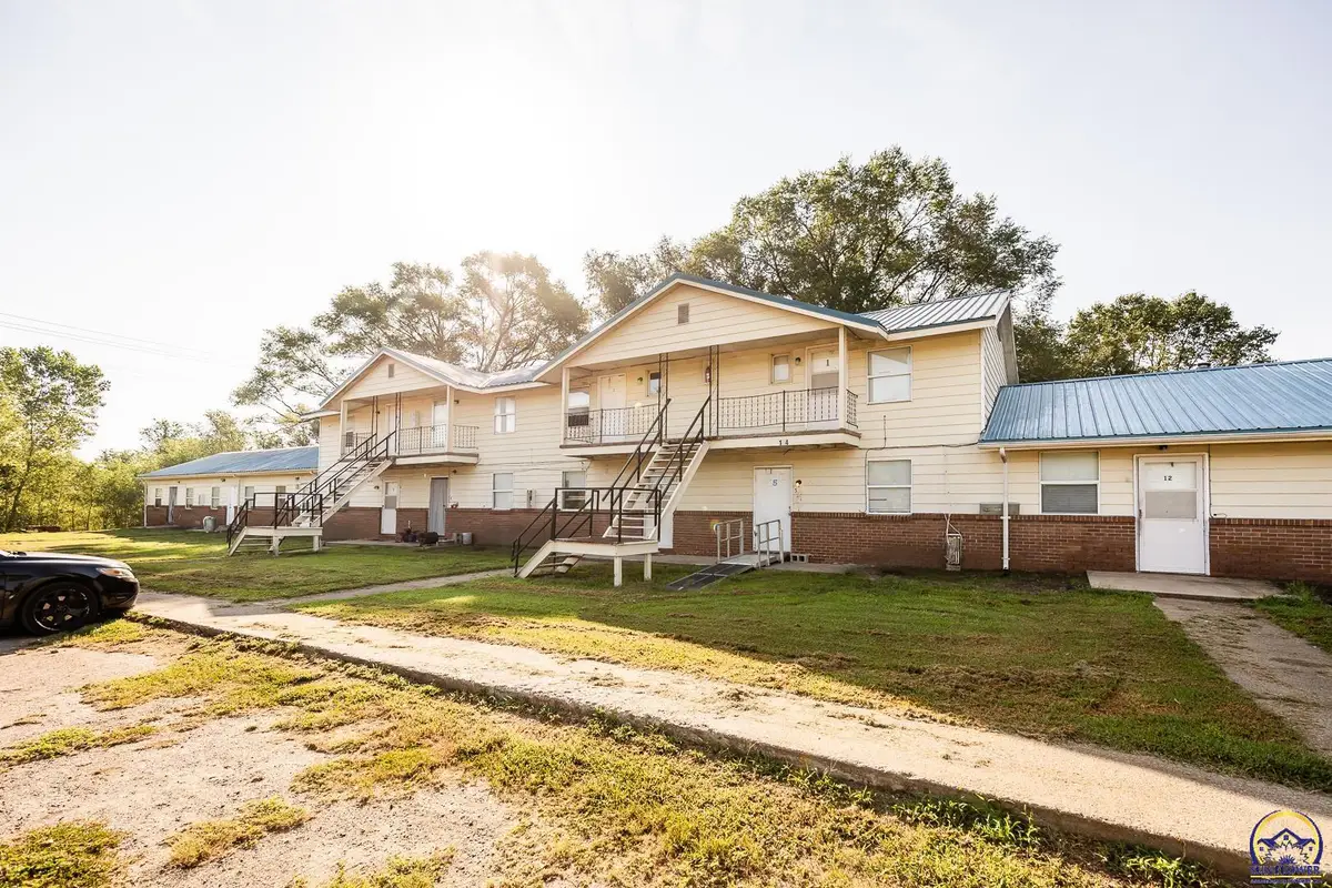 104 10th St, Ogden, KS 66517 - Image #1