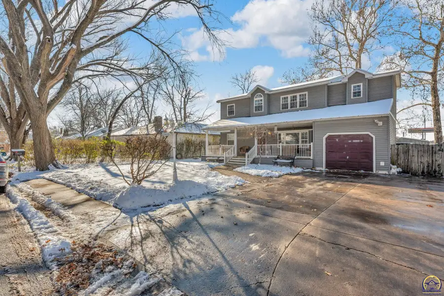 5813 SE Cross St, Topeka, KS 66619 - Image #3