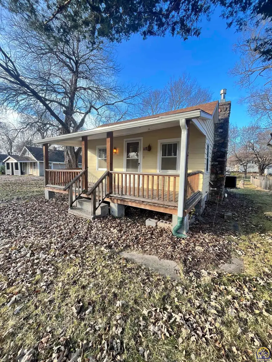 117 S Cottonwood St, Emporia, KS 66801 - Image #3