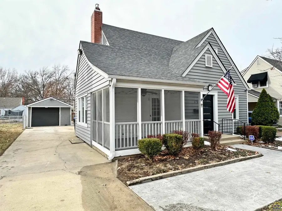 1731 SW Randolph Ave, Topeka, KS 66604 - Image #3