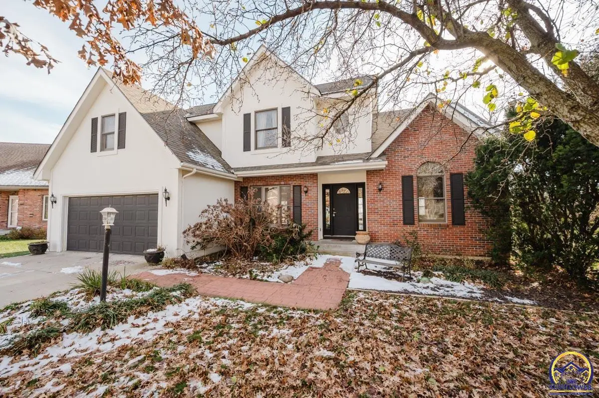 3807 SW Trevino Ct, Topeka, KS 66610 - Image #1