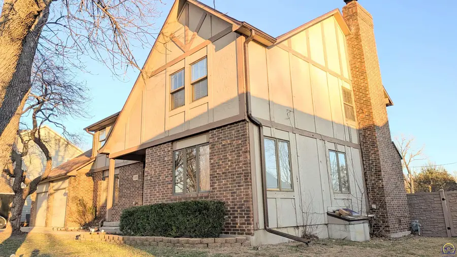 2653 West Ridge Dr, Emporia, KS 66801 - Image #3