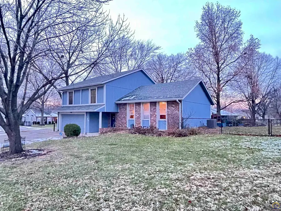 759 SW Prairie Ct, Topeka, KS 66609 - Image #3