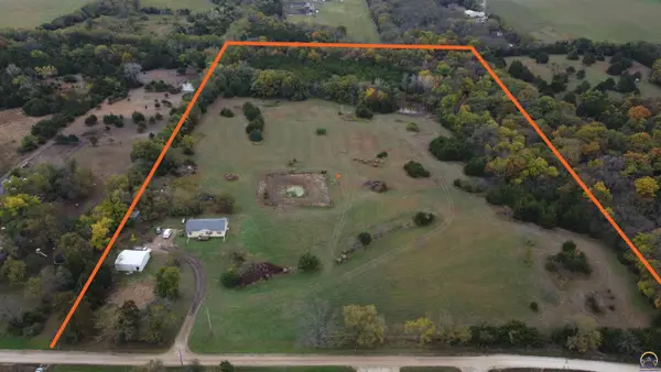 15571 154th Rd, Mayetta, KS 66509-034