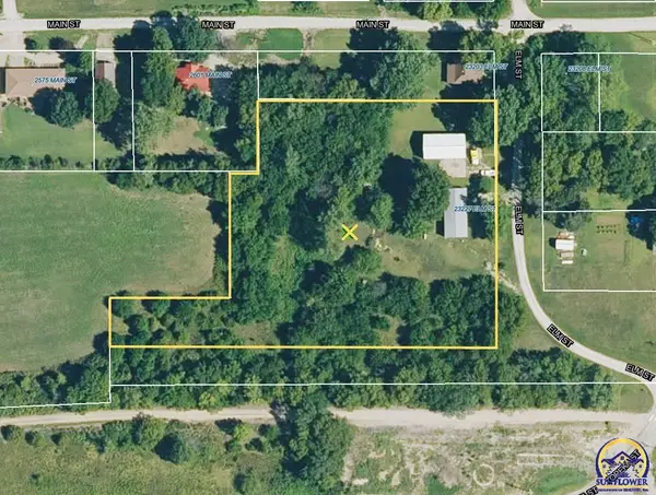 23227 Elm St, Vassar, KS 66451