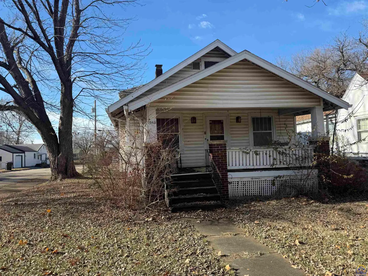1943 SE Hudson Blvd, Topeka, KS 66607 - Image #1