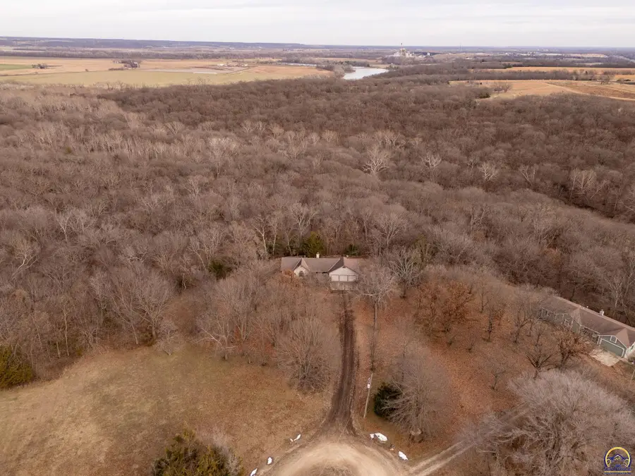 1884 E 978 Road, Lawrence, KS 66049-9158 - Image #3