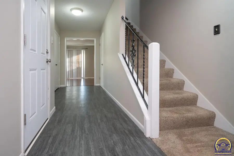 3036 SW Randolph Ave, Topeka, KS 66611 - Image #3