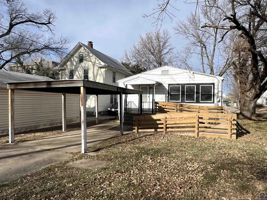 517 SW 14th St, Topeka, KS 66612 - Image #3