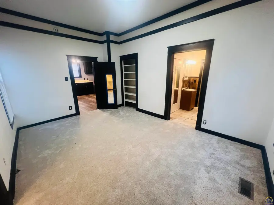 620 SE Lake St, Topeka, KS 66607 - Image #3