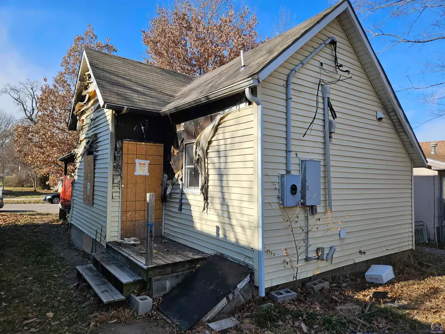 1040 SW Boswell Ave, Topeka, KS 66604 - Image #3