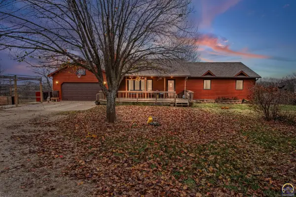 10010 Hwy K-16, Holton, KS 66436