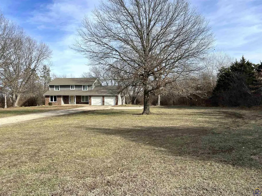 3236 SE Shawnee Heights Rd, Tecumseh, KS 66542 - Image #2