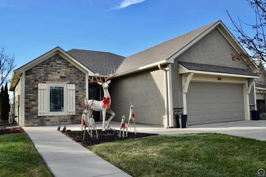 2250 Lake Pointe Dr #Unit 304, Lawrence, KS 66049 - Image #2