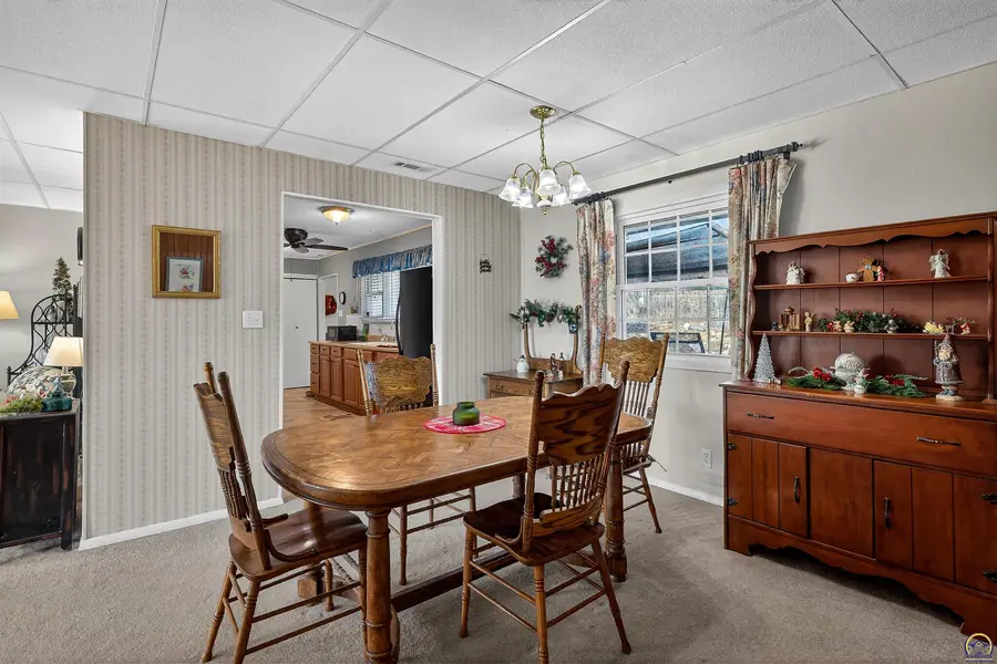 1638 SW 28th St, Topeka, KS 66611 - Image #3