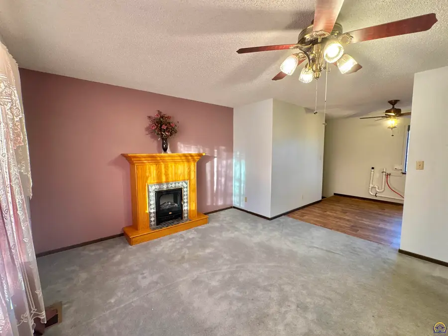 2806 SW Engler Ct, Topeka, KS 66614 - Image #3