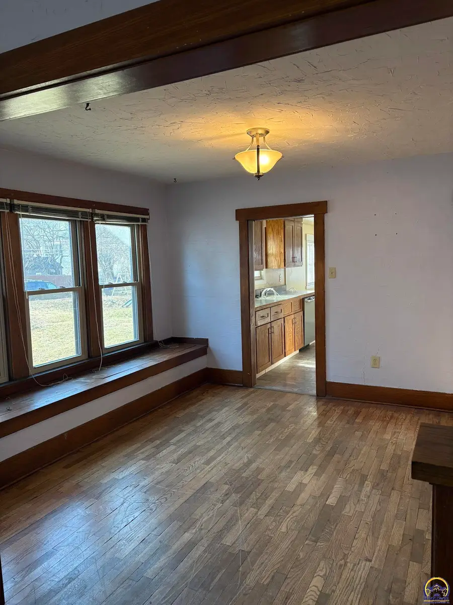 1211 SW Woodward Ave, Topeka, KS 66604 - Image #3
