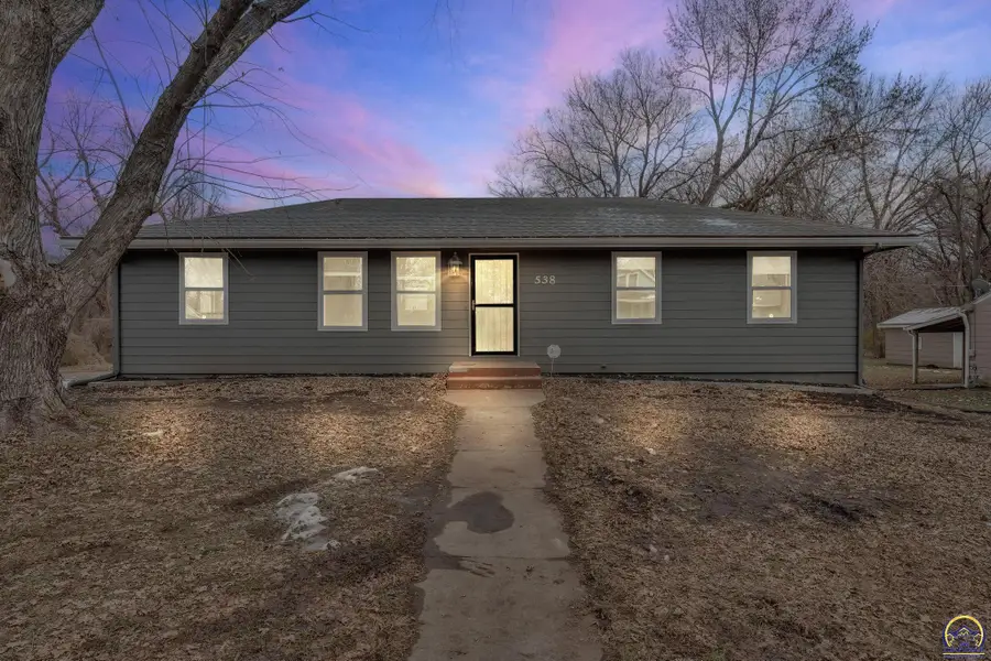 538 NE Forest Ave, Topeka, KS 66616 - Image #2
