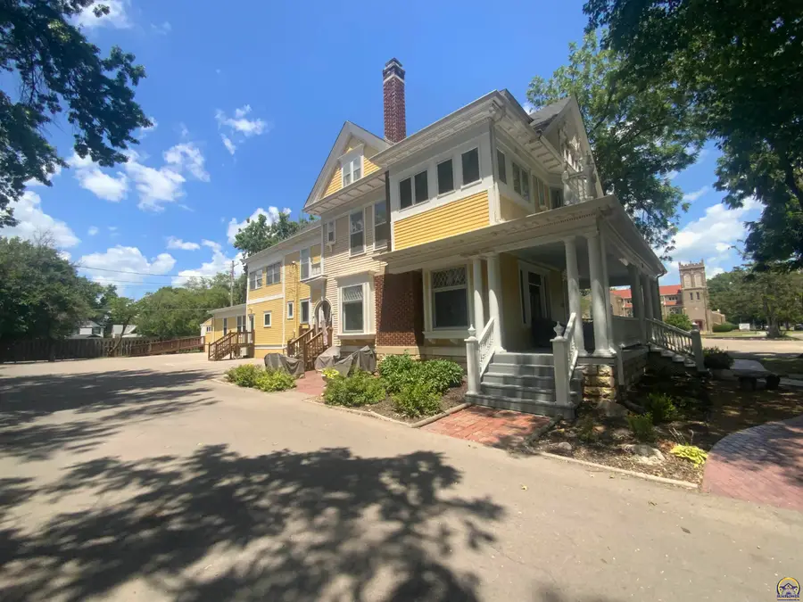 811 SW Buchanan St, Topeka, KS 66606 - Image #3