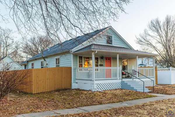 607 W Alma St, St. Marys, KS 66536