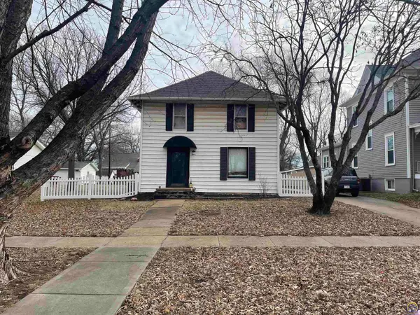 505 Frazier St, Valley Falls, KS 66088
