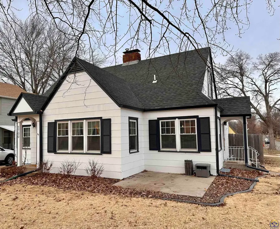 2700 SW Harland Ct, Topeka, KS 66604 - Image #2