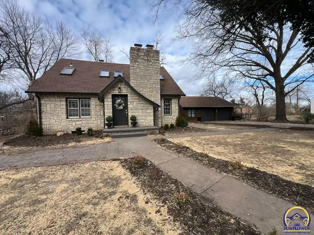 507 SW Gage Court Cir, Topeka, KS 66606 - Image #1