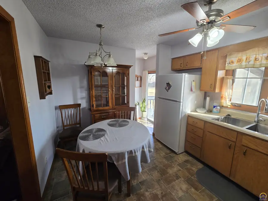 1934 NE Jefferson St, Topeka, KS 66608 - Image #3