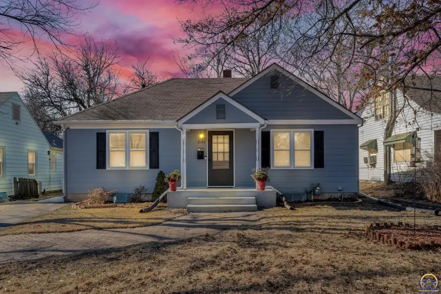2011 SW High Ave, Topeka, KS 66604 - Image #2
