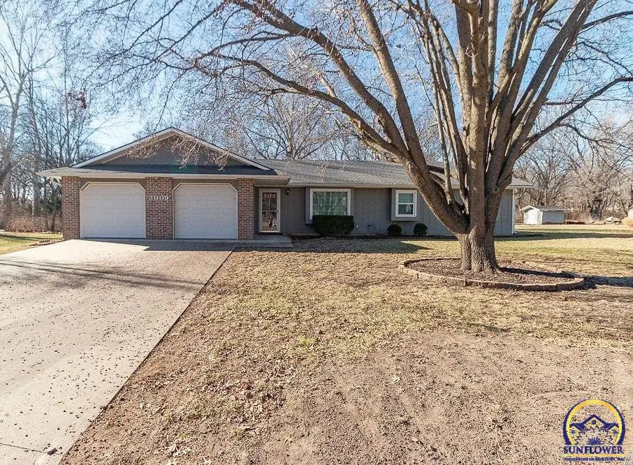 3009 W 19th Ct, Lawrence, KS 66047 - Image #1