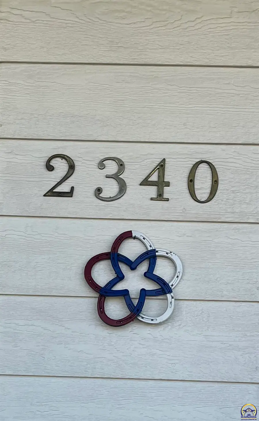 2340 SE Oakwood Dr, Topeka, KS 66605 - Image #2